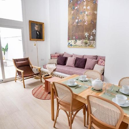 Pop Art Historia De Conde Negro Con Patio Privado Appartement Sevilla Buitenkant foto