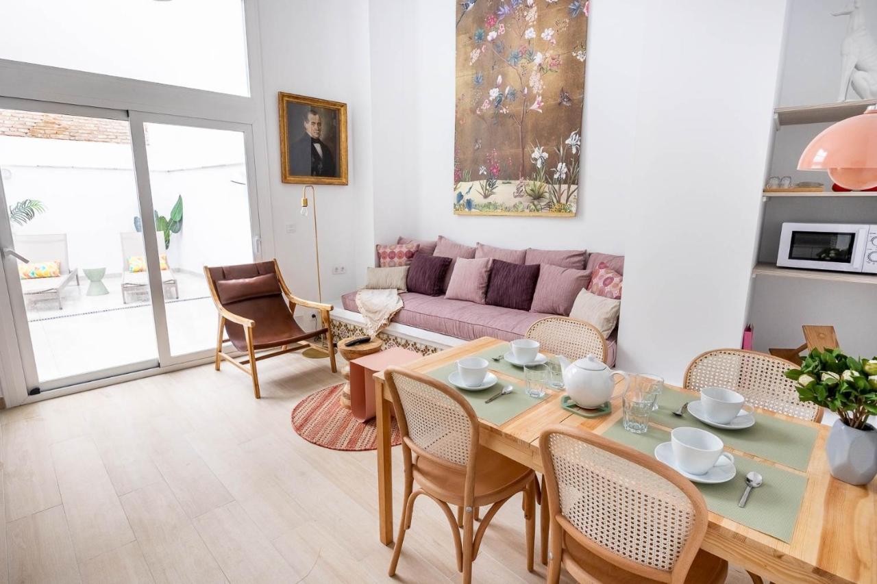 Pop Art Historia De Conde Negro Con Patio Privado Appartement Sevilla Buitenkant foto