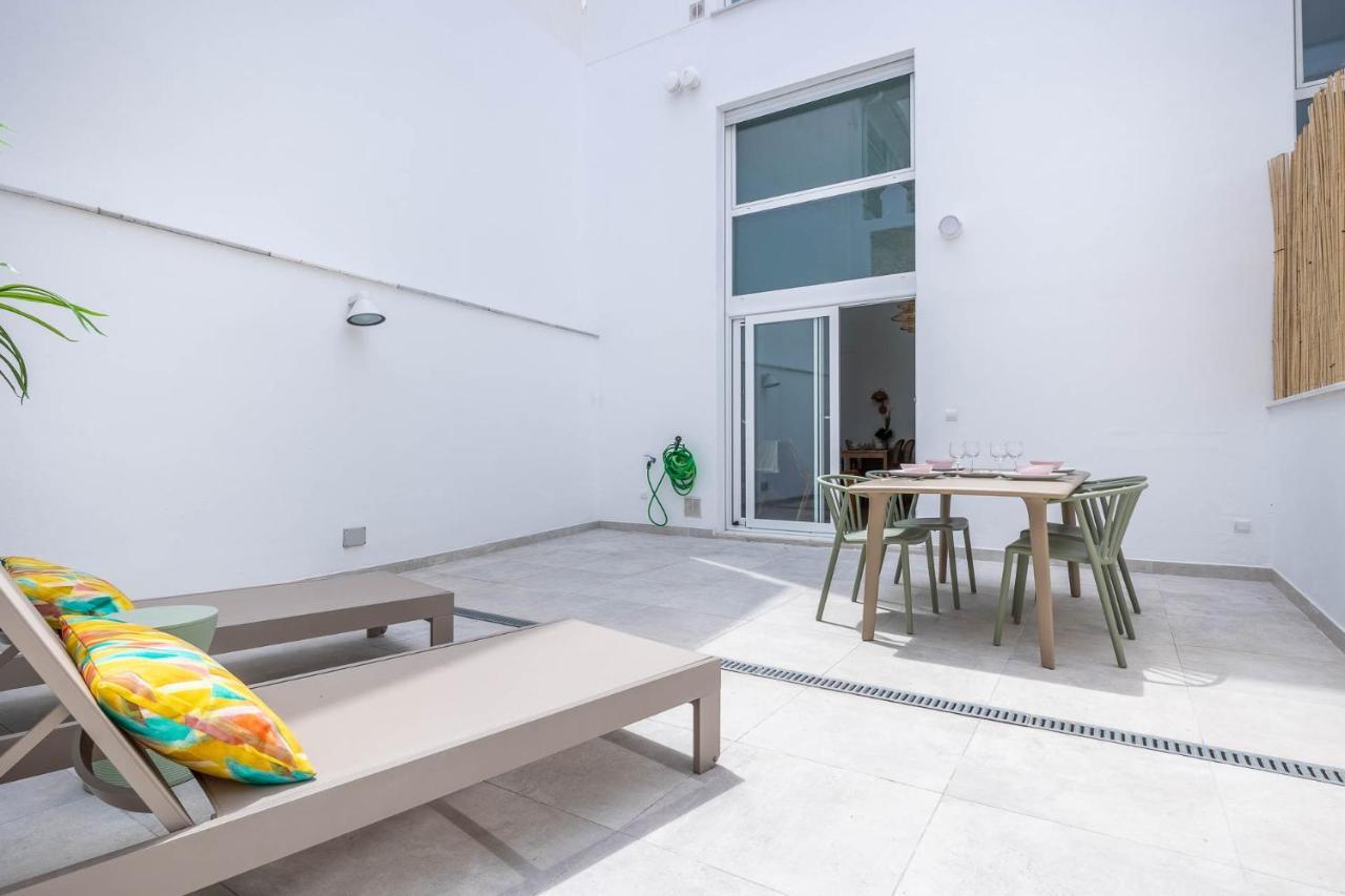 Pop Art Historia De Conde Negro Con Patio Privado Appartement Sevilla Buitenkant foto